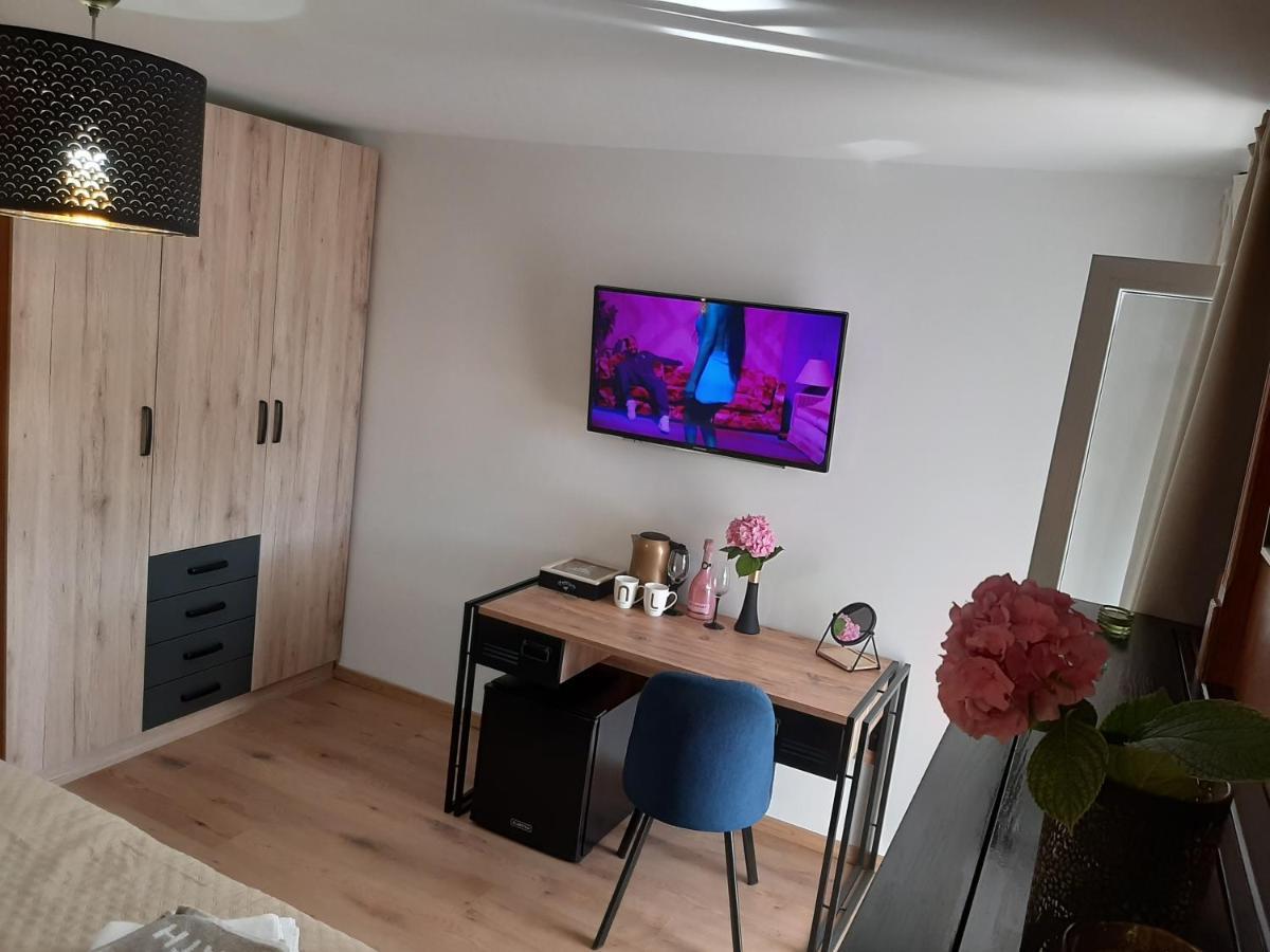 Petra Rooms And Apartments Palit Экстерьер фото